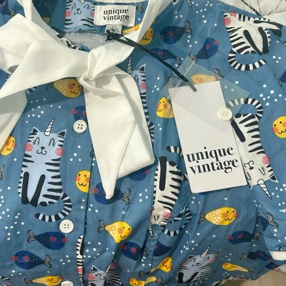 Unique Vintage Unicorn Cat & Fish Print Caticorns Chita Blouse & Bow Tie NWT L - Picture 8 of 10